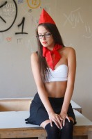 Сексуальная пионерка в чулках