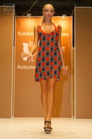 Показ пляжной моды на выставке Lingerie-Expo