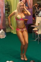 Девушка в нижнем белье Lingerie-Expo 2014