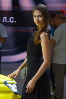 Красивая модель на выставке ММАС 2016