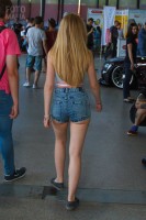 Фотоохота на джинсовые шортики