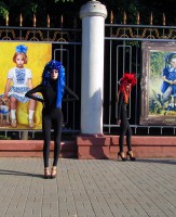 Девушки в леггинсах