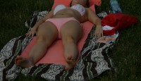Фотоохота на девушку в купальнике