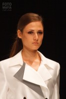 Модель на показе Collection Première Moscow